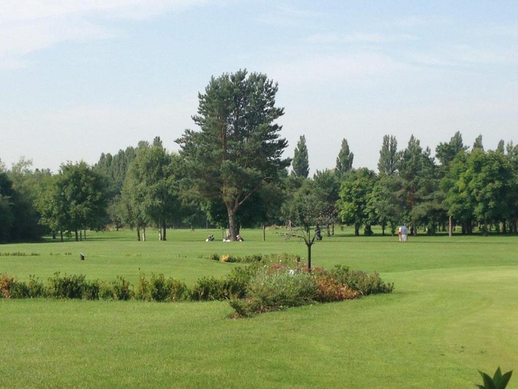 Calderfields Golf & Country Club Hotel Walsall Buitenkant foto