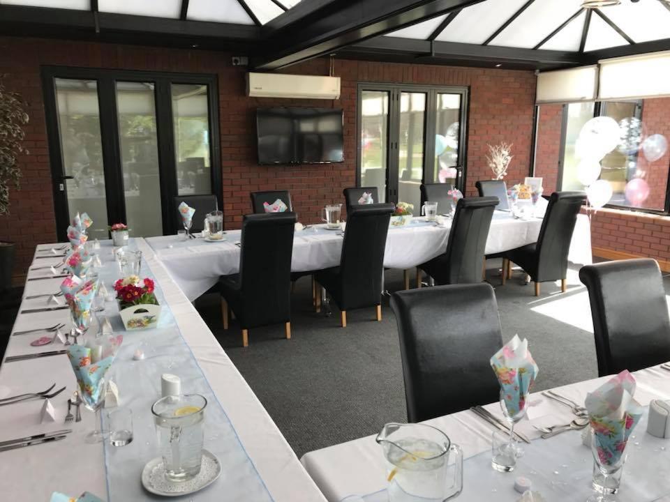 Calderfields Golf & Country Club Hotel Walsall Buitenkant foto